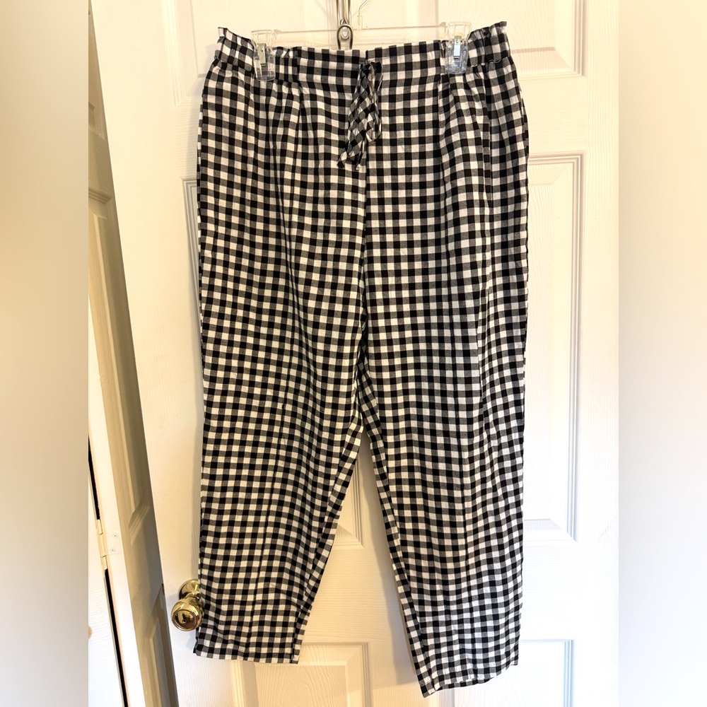 Black and White Checkered Pants